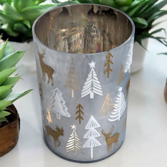 Yankee Candle Winter Gold Flickering Glass Holder (EUC) - Picture 3 of 6